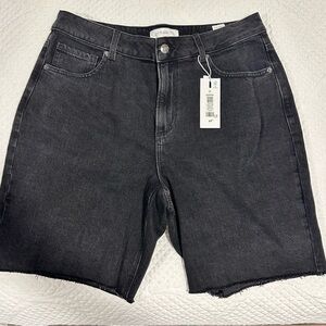 Dynamite Women’s Black Serena Shorts size 31 NWT